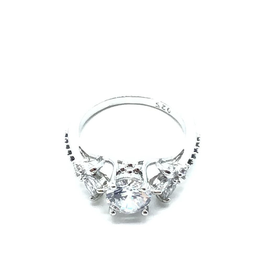 New white crystal fashion engagement ring size 7 - Picture 2 of 16